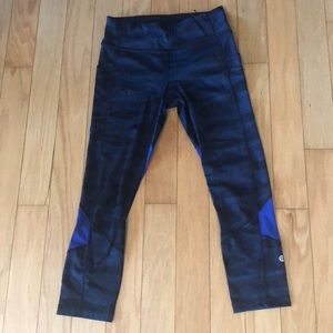 Lululemon cropped leggings